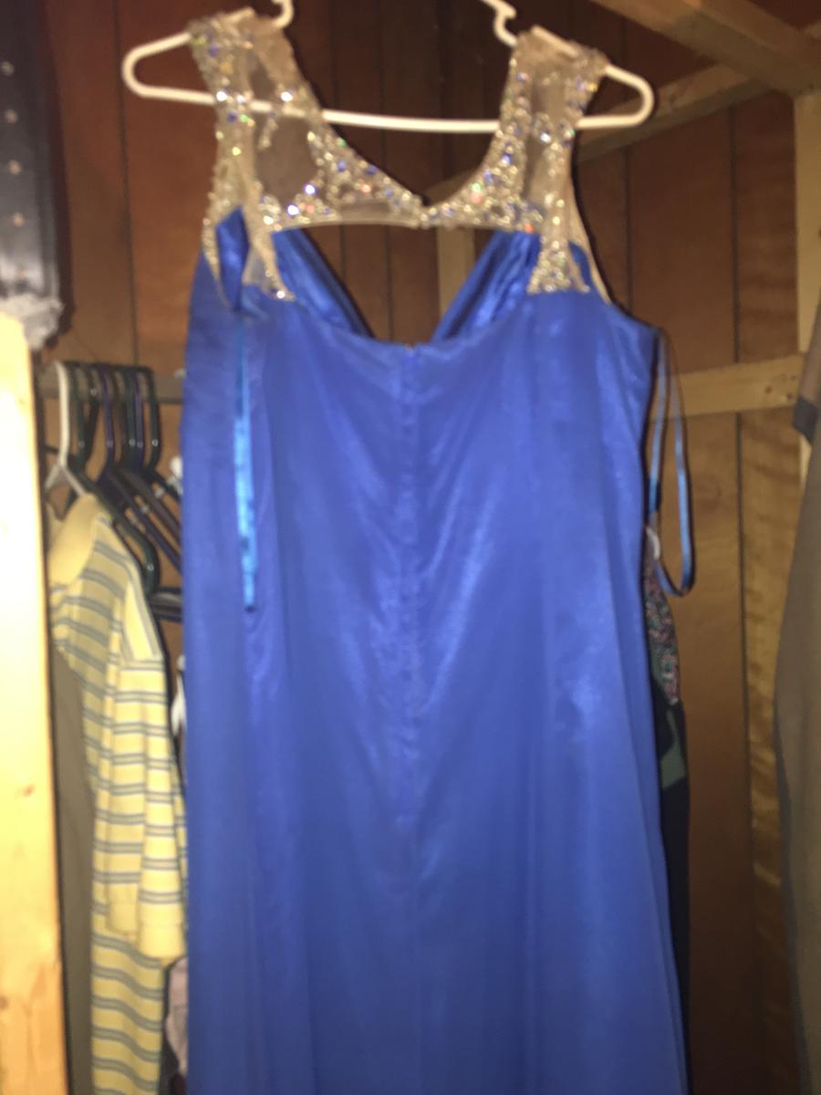 Plus Size 18 Prom Royal Blue Floor Length Maxi on Queenly