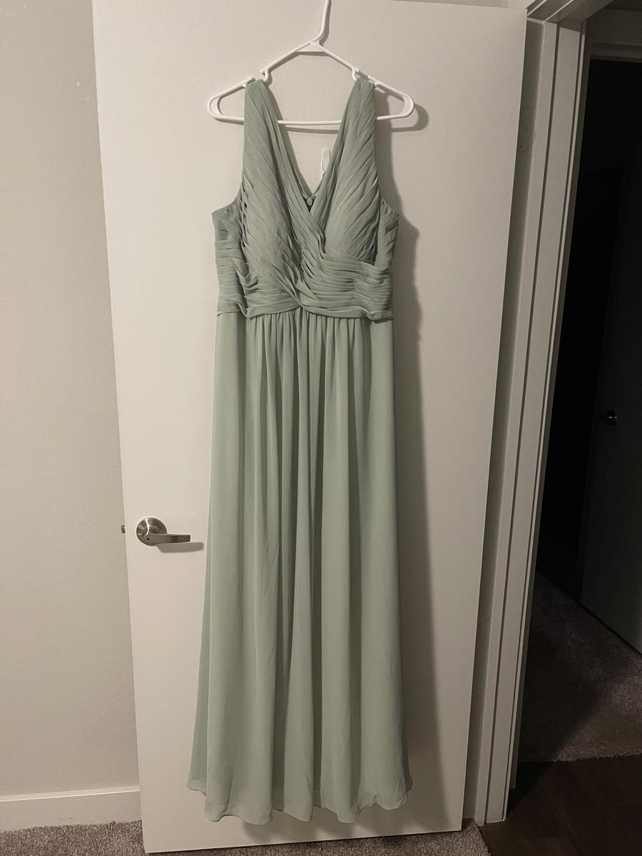 Plus Size 18 Bridesmaid Light Green Floor Length Maxi on Queenly