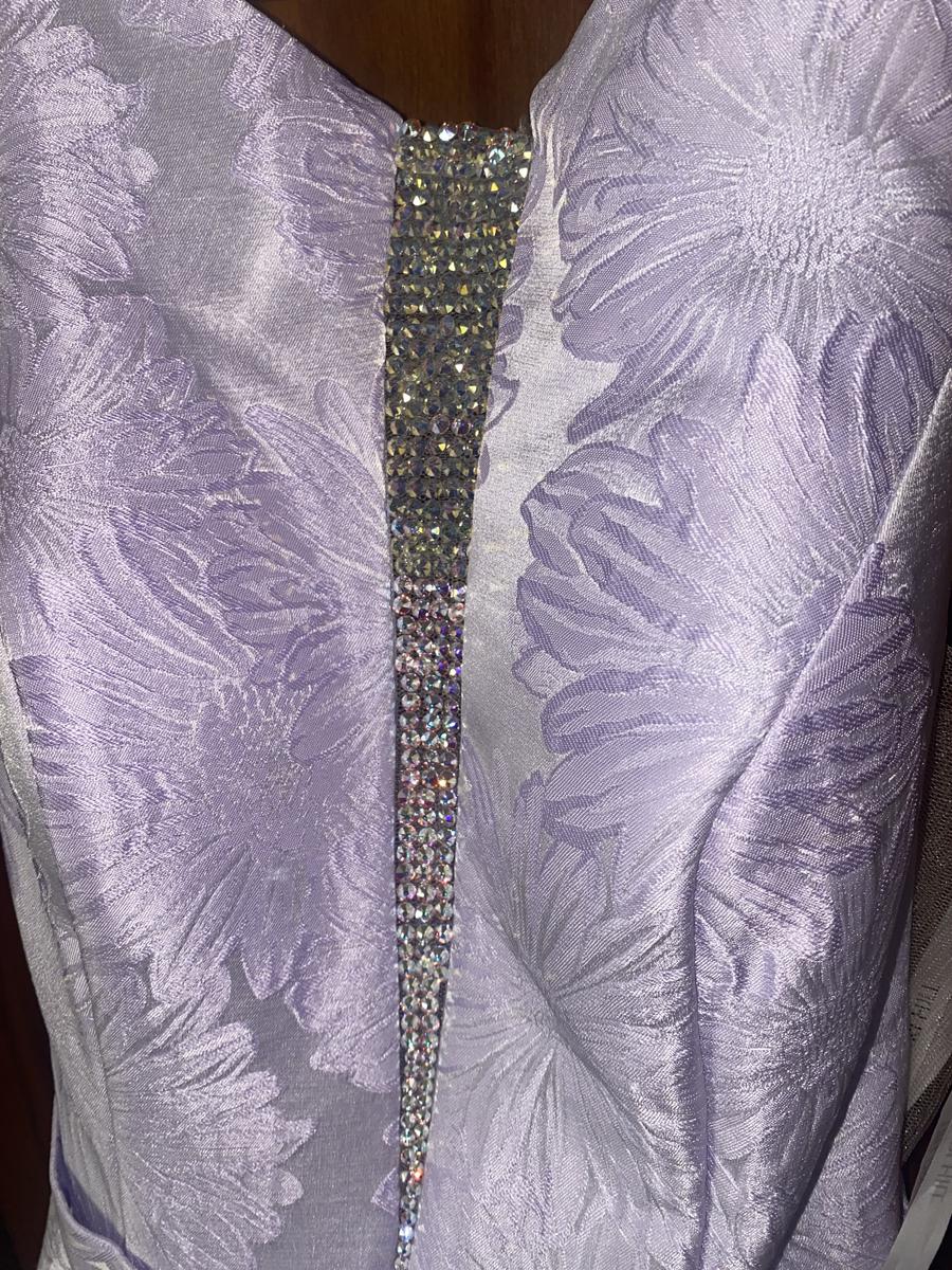 Sherri Hill Size 2 Bridesmaid Plunge Sequined Light Purple Dress With Train on Queenly