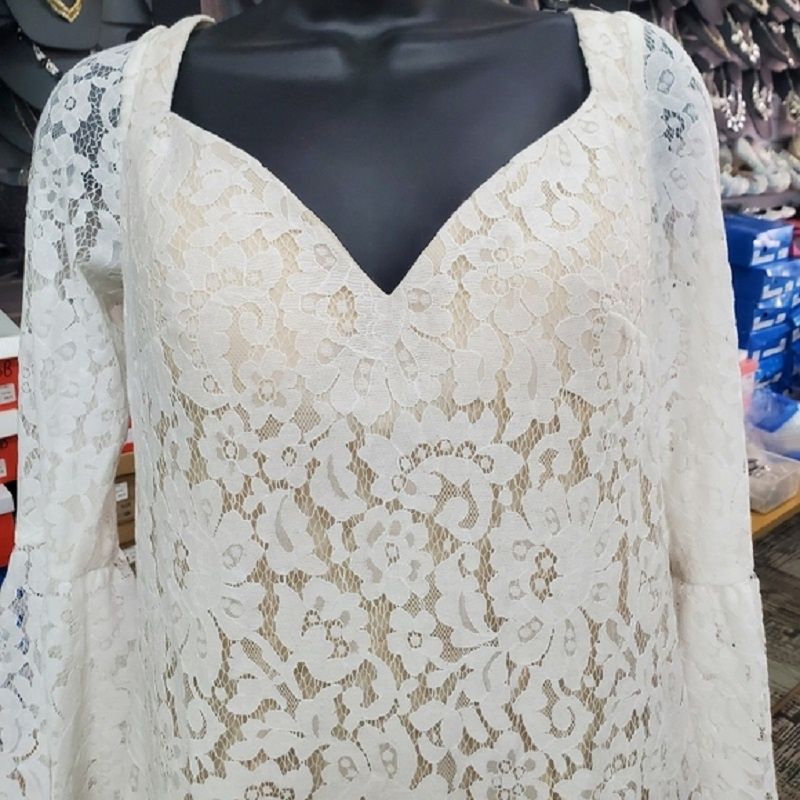Style 22804 CHRISTINA WU Size 6 Prom Long Sleeve Lace White Cocktail Dress on Queenly