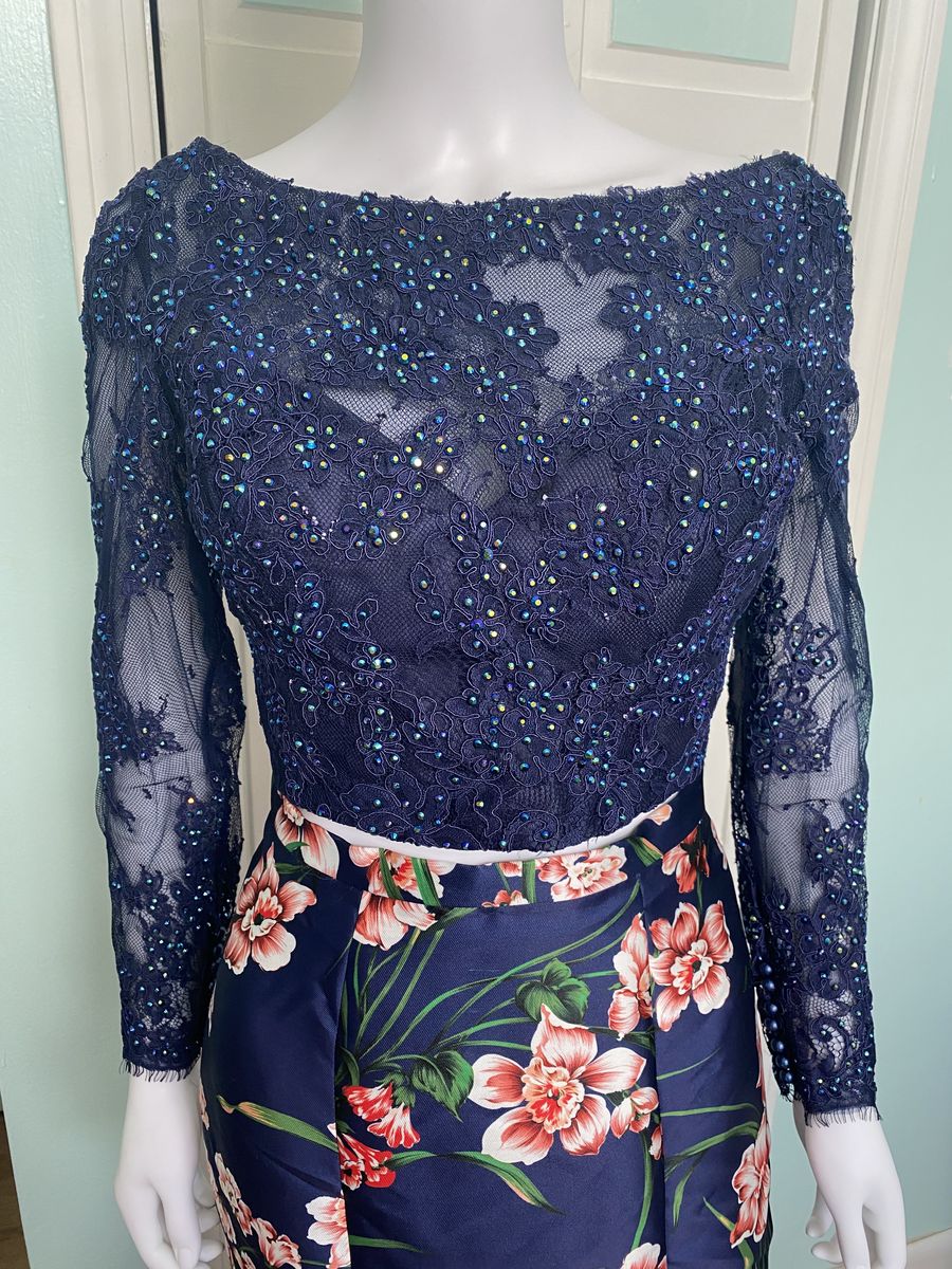 Ellie Wilde Size 6 Prom Lace Navy Blue A-line Dress on Queenly