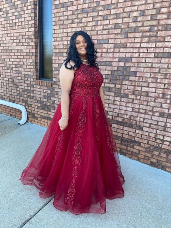 Plus Size 24 Prom Sequined Red Ball Gown on Queenly