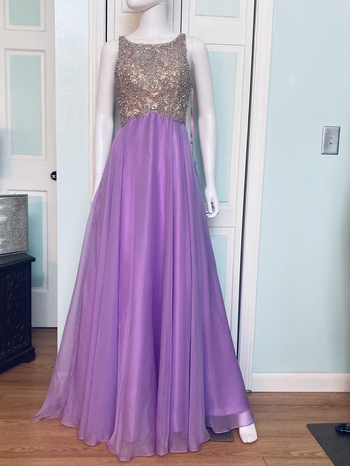 Blush Prom Size 6 Purple A-line Dress on Queenly
