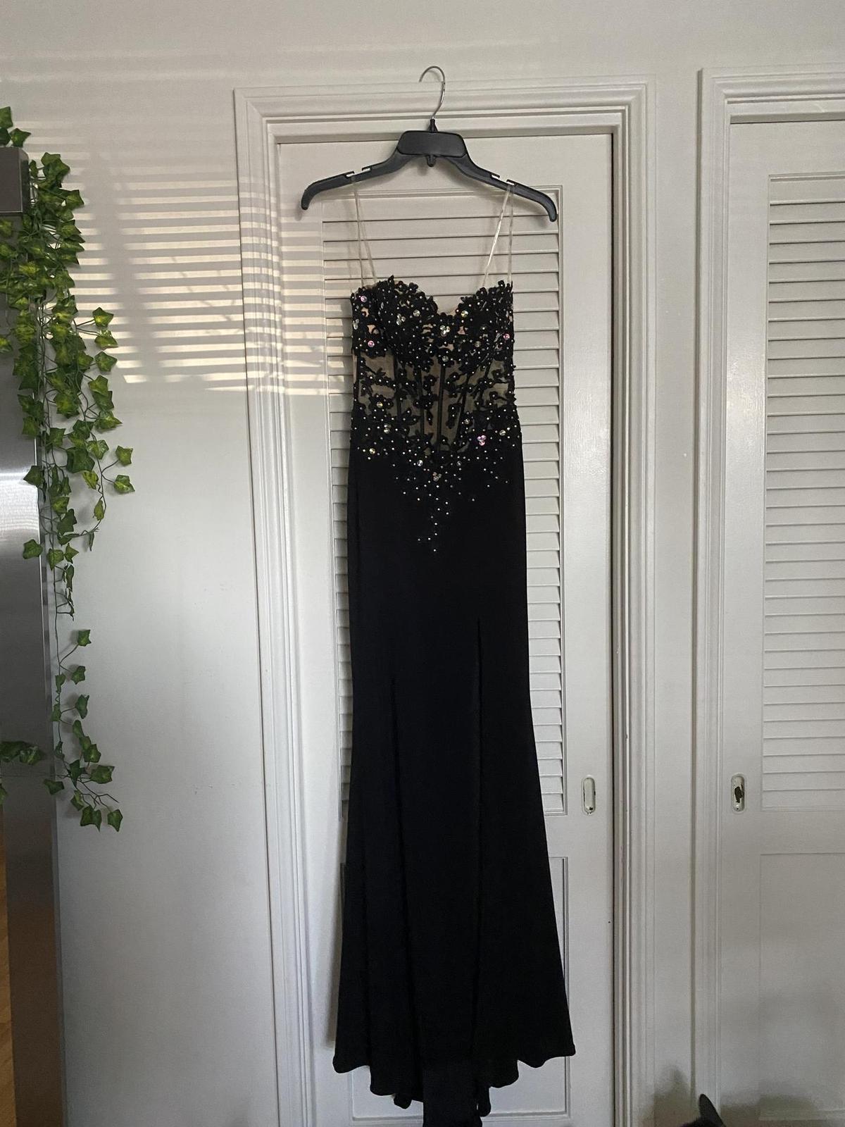 Size 0 Prom Strapless Sequined Black Mermaid Dress on Queenly