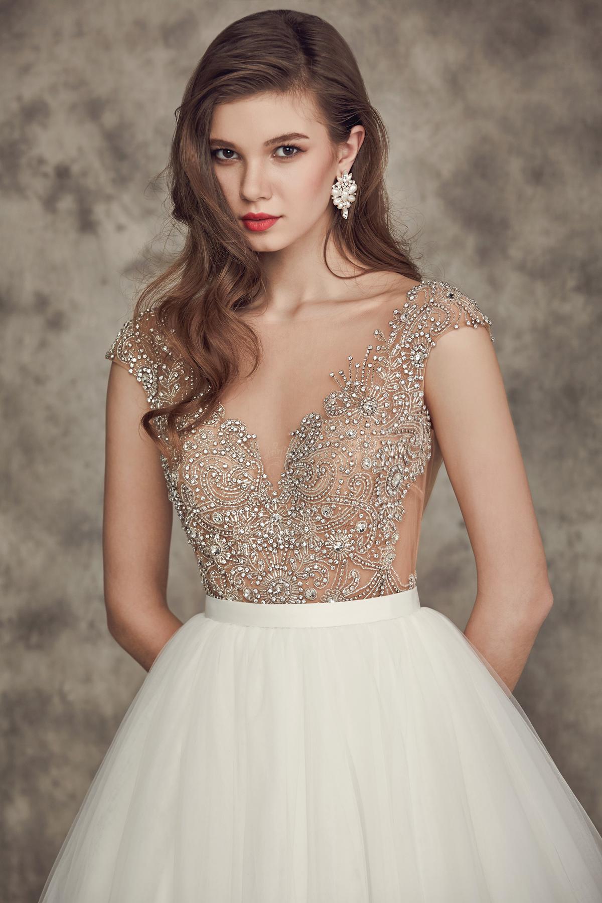 Style 16242 Calla Blanche Size 10 White Ball Gown on Queenly