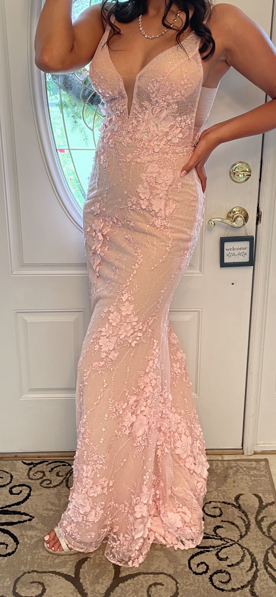 Size 6 Prom Lace Light Pink A-line Dress on Queenly