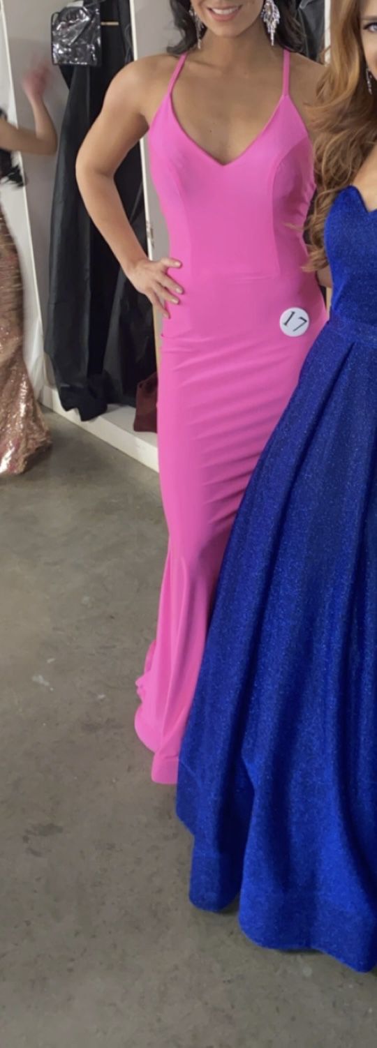 Size 0 Prom Satin Hot Pink Dress With Train on Queenly