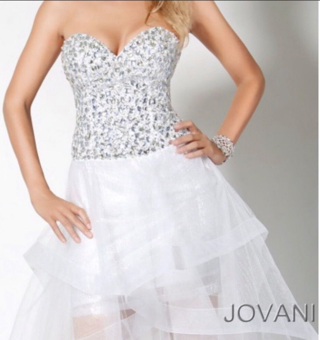 Jovani Size 2 Fun Fashion White Dress With Train on Queenly