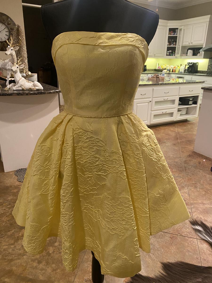 Rachel Allan Size 6 Homecoming Yellow Cocktail Dress on Queenly