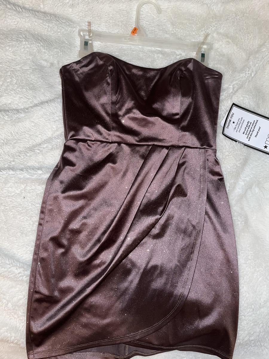 Size 2 Homecoming Purple Cocktail Dress on Queenly