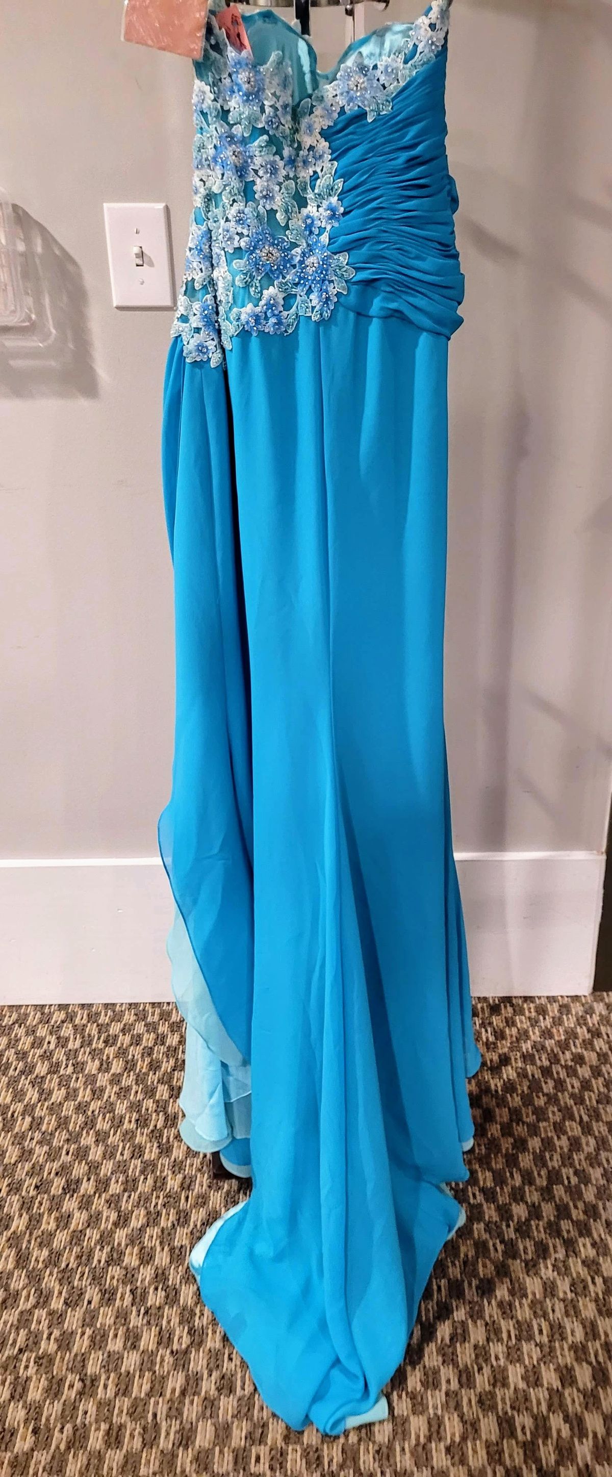 Style 6851 Alyce Paris Size 6 Blue Floor Length Maxi on Queenly