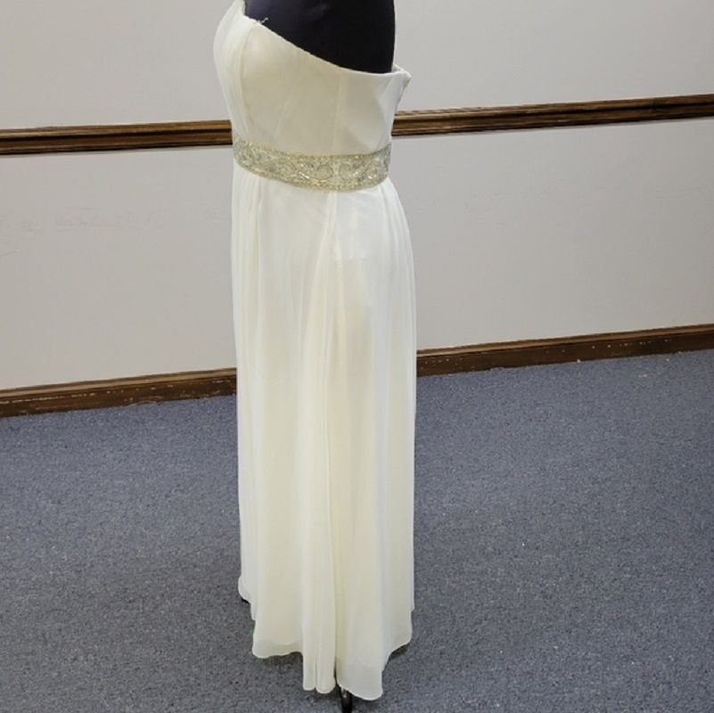 Style L1001 Aspeed Size 8 Prom White A-line Dress on Queenly