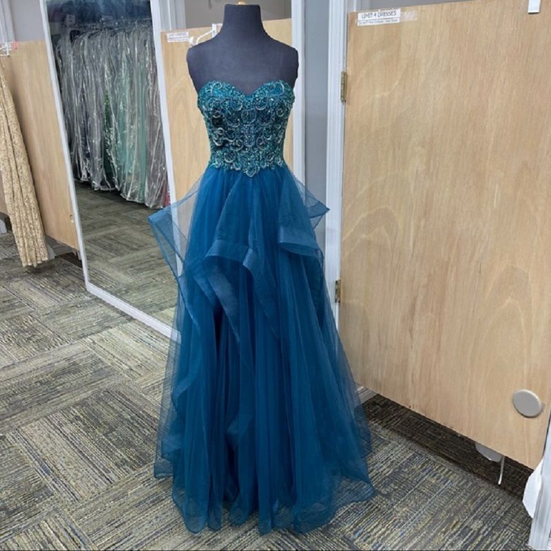 Style 5724 Blush Prom Size 4 Prom Blue A-line Dress on Queenly