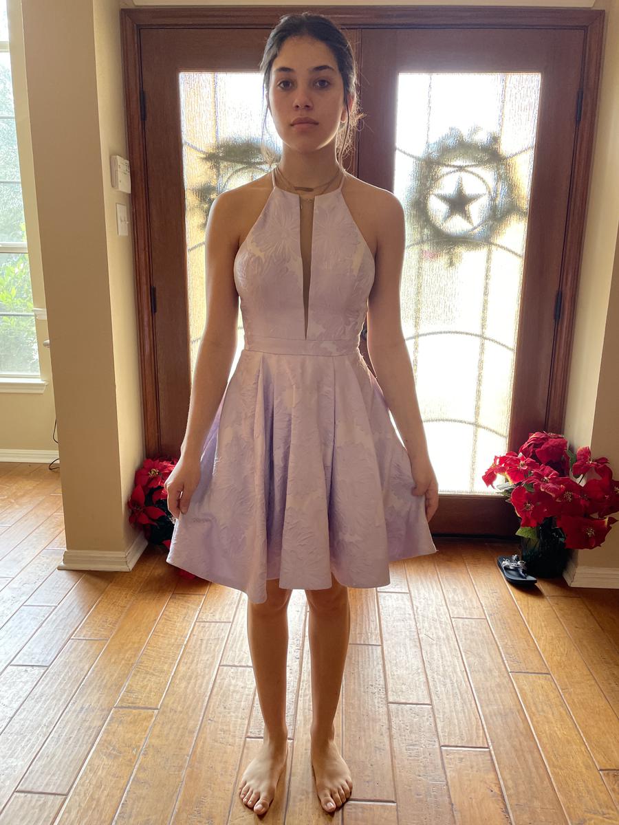 Sherri Hill Size 2 Homecoming Plunge Floral Light Purple Cocktail Dress on Queenly