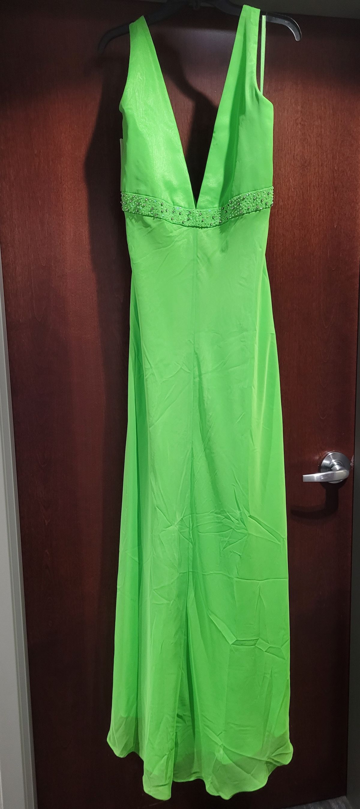 Style P03527 Precious Formals Plus Size 18 Green Floor Length Maxi on Queenly