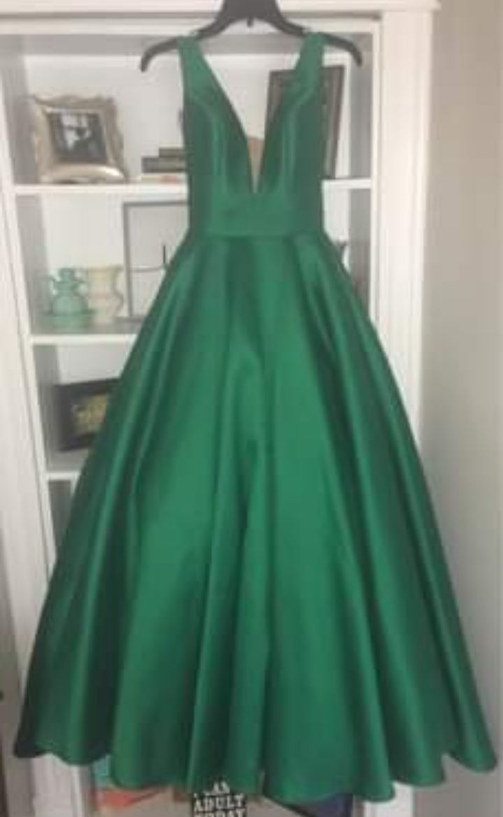 Alyce Paris Size 00 Satin Emerald Green A-line Dress on Queenly