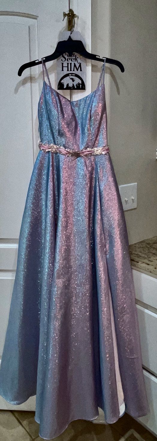 Size 2 Multicolor Ball Gown on Queenly