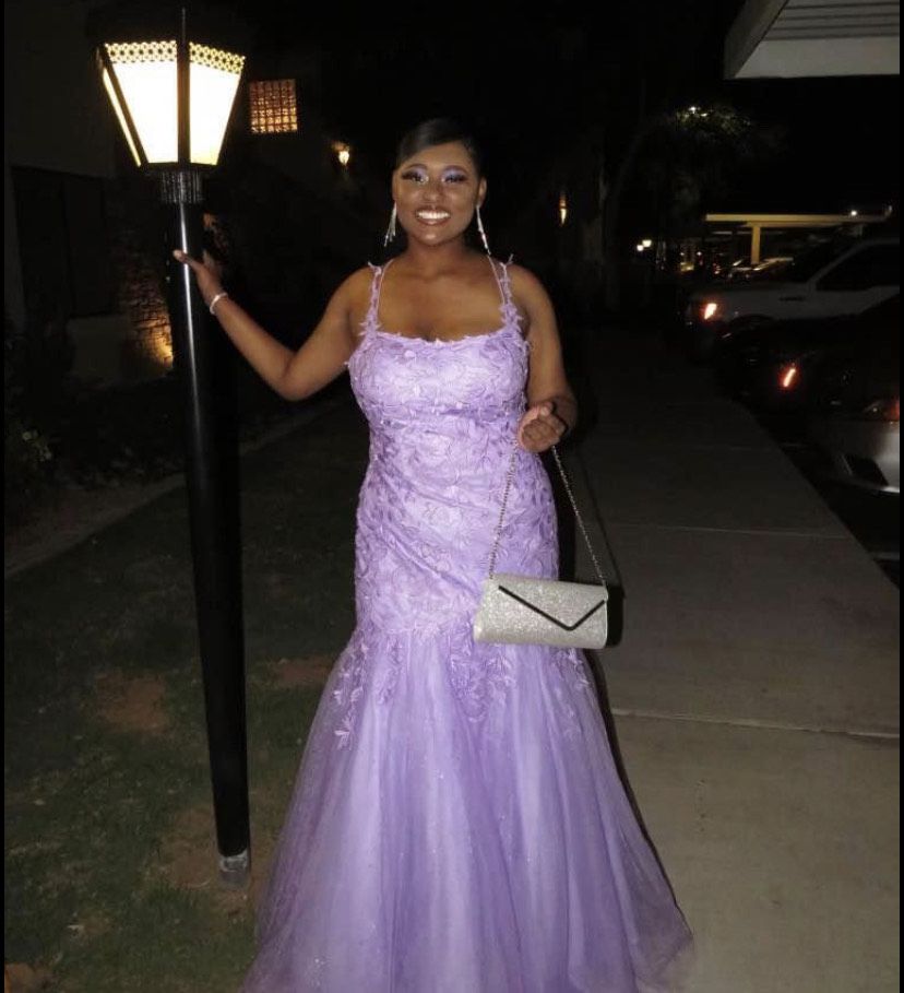 Plus Size 16 Prom Purple Mermaid Dress on Queenly