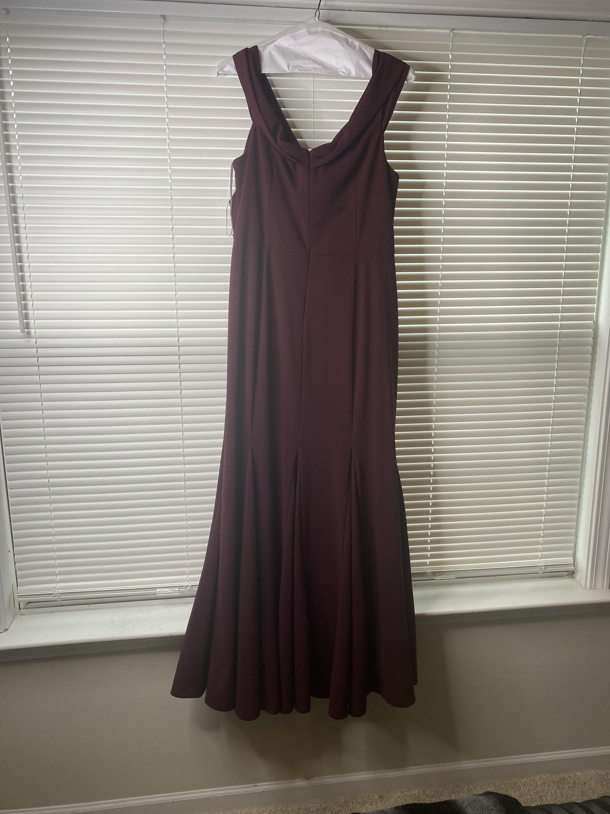 Size 14 Bridesmaid Off The Shoulder Burgundy Red A-line Dress on Queenly