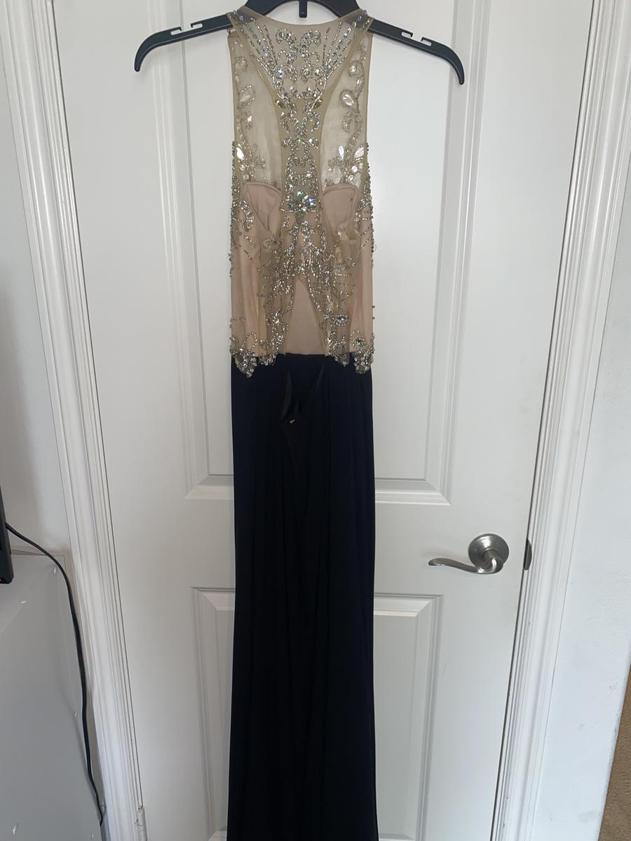 Size 2 Prom Sequined Black Side Slit Dress on Queenly