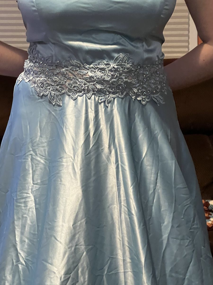 Plus Size 16 Prom Light Blue Ball Gown on Queenly