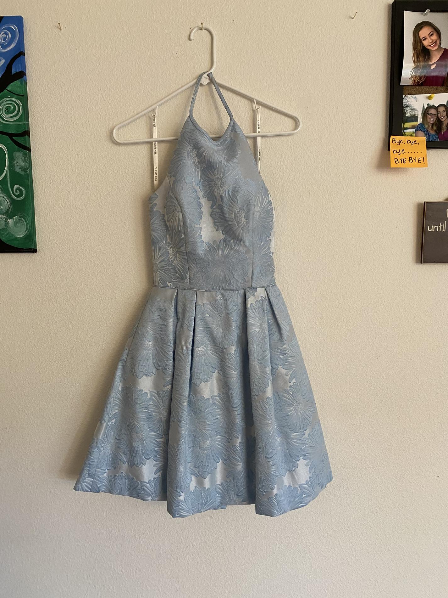 Size 0 Homecoming Halter Floral Light Blue A-line Dress on Queenly