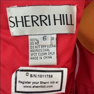 Sherri Hill Size 6 Prom Plunge Sequined Coral A-line Dress on Queenly