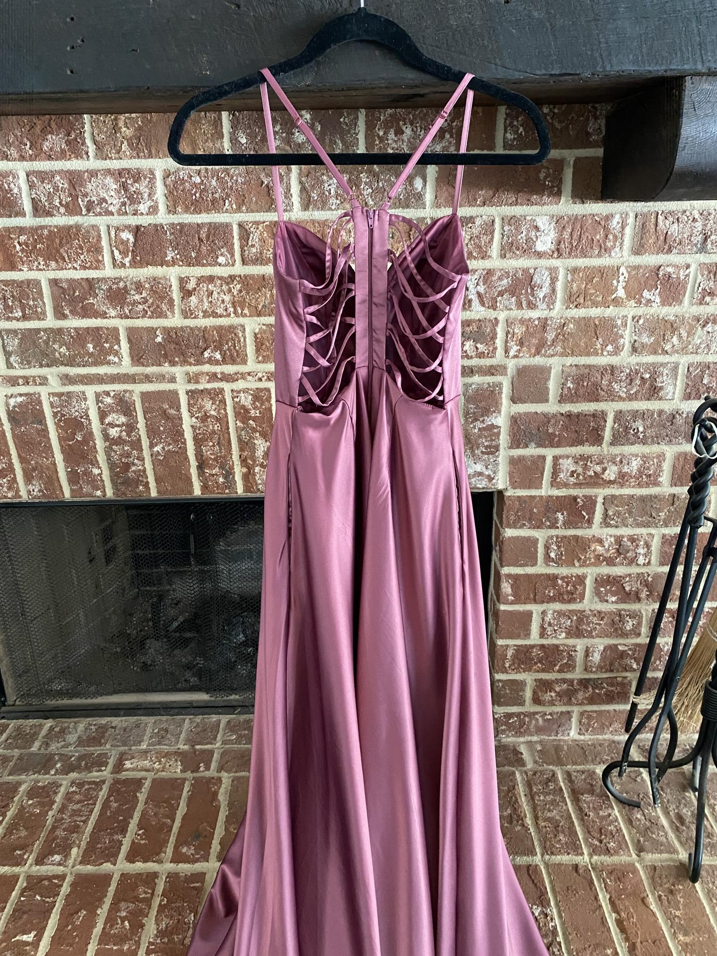 Size 0 Prom Light Purple Side Slit Dress on Queenly