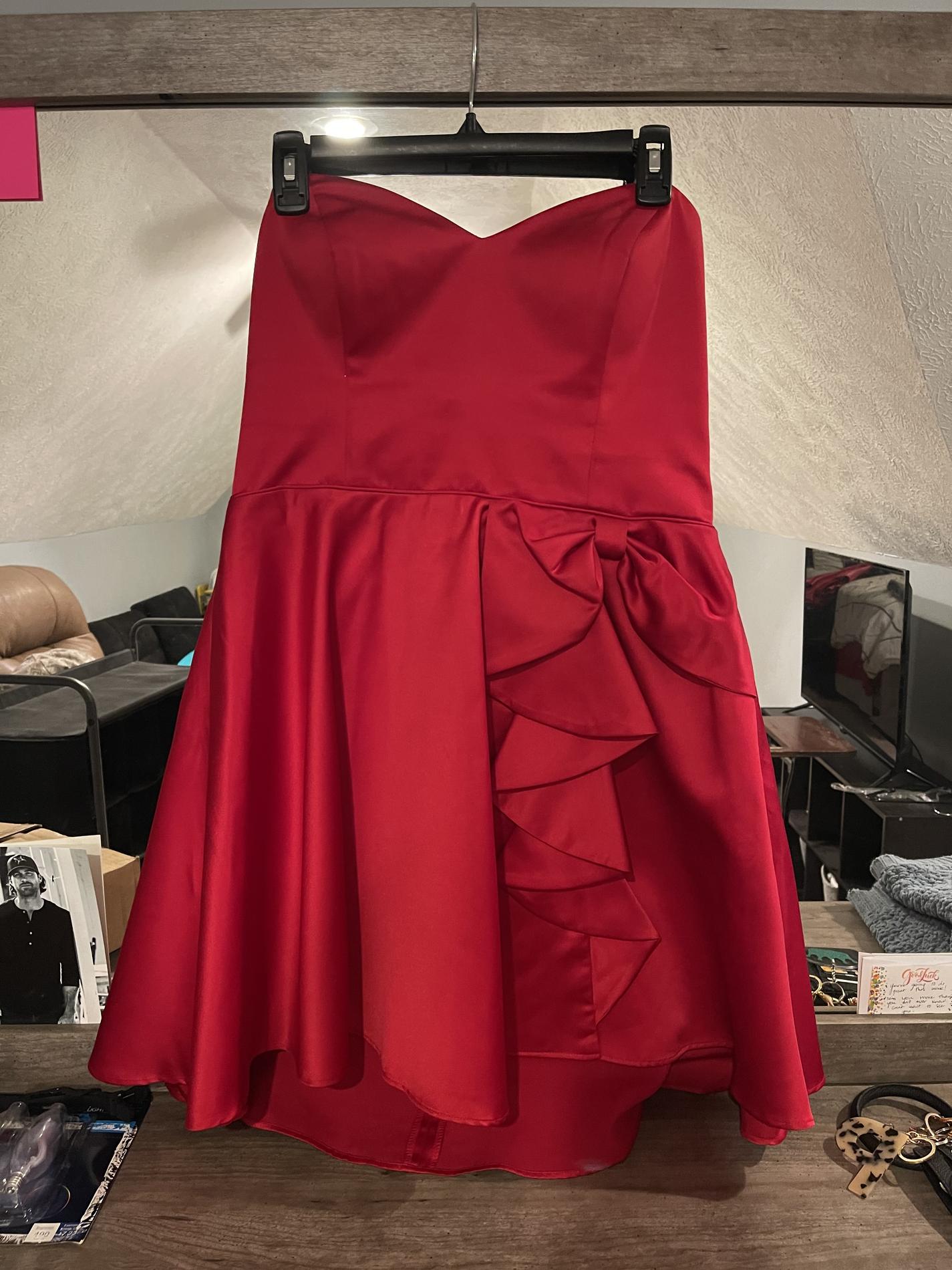Size 14 Strapless Red Cocktail Dress on Queenly