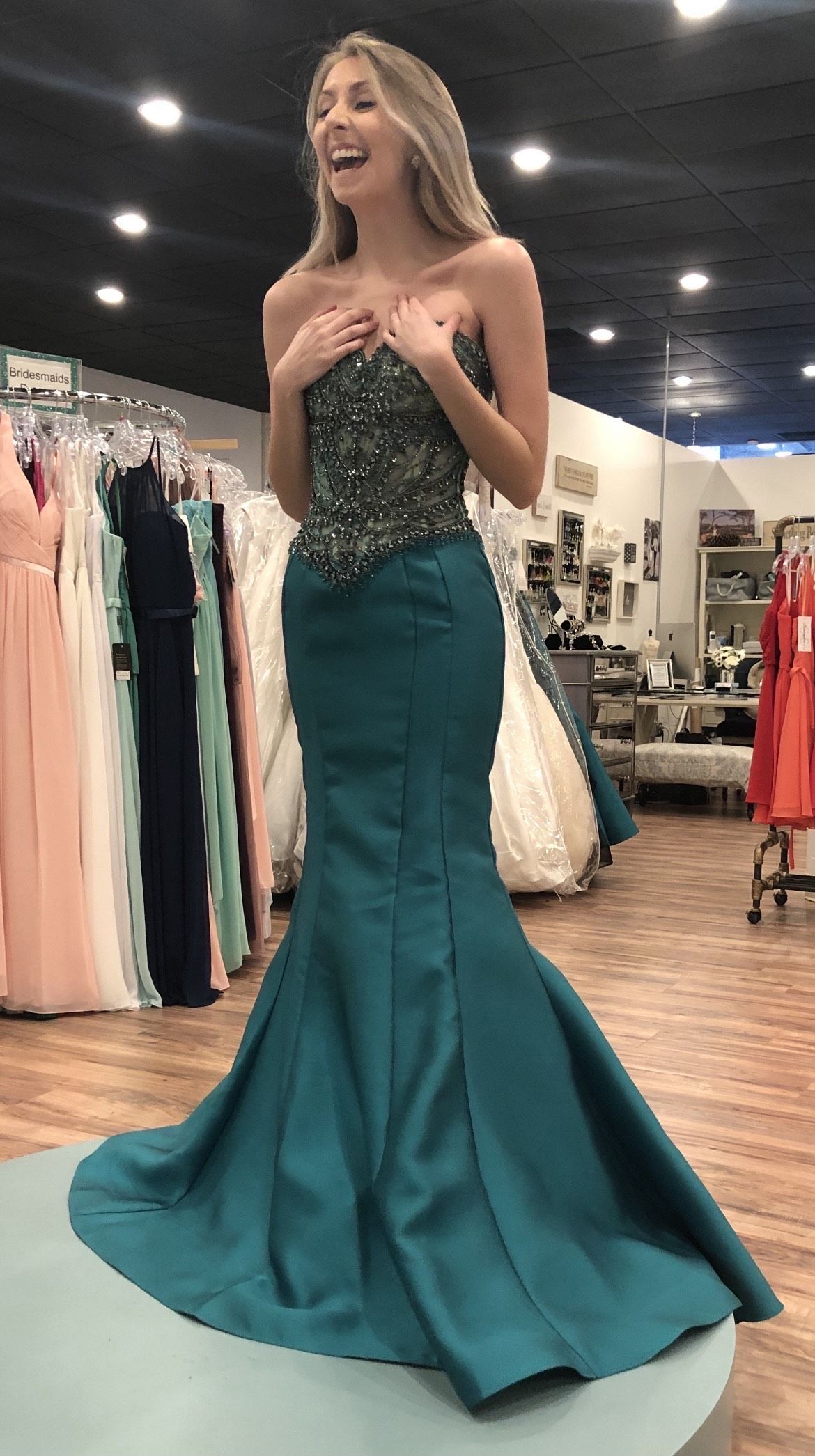 Alyce Paris Size 00 Sheer Green Mermaid Dress on Queenly