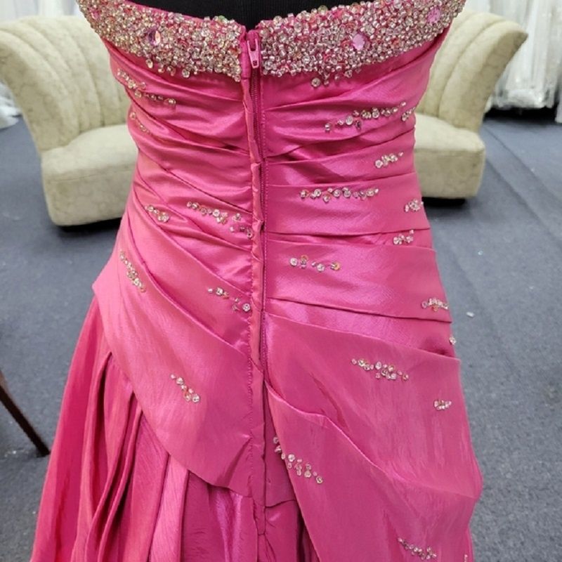 Style 3959 Mystique Size 6 Prom Hot Pink Ball Gown on Queenly