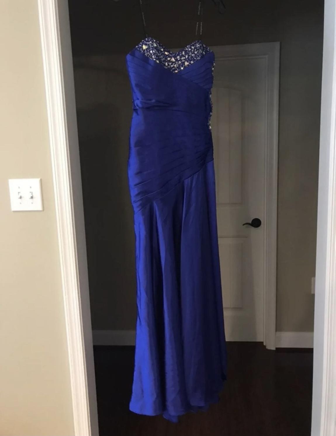 Size 6 Prom Blue Mermaid Dress on Queenly