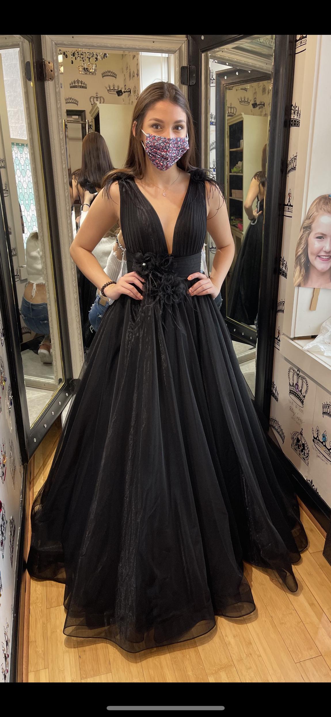 Sherri Hill Size 4 Prom Black Ball Gown on Queenly