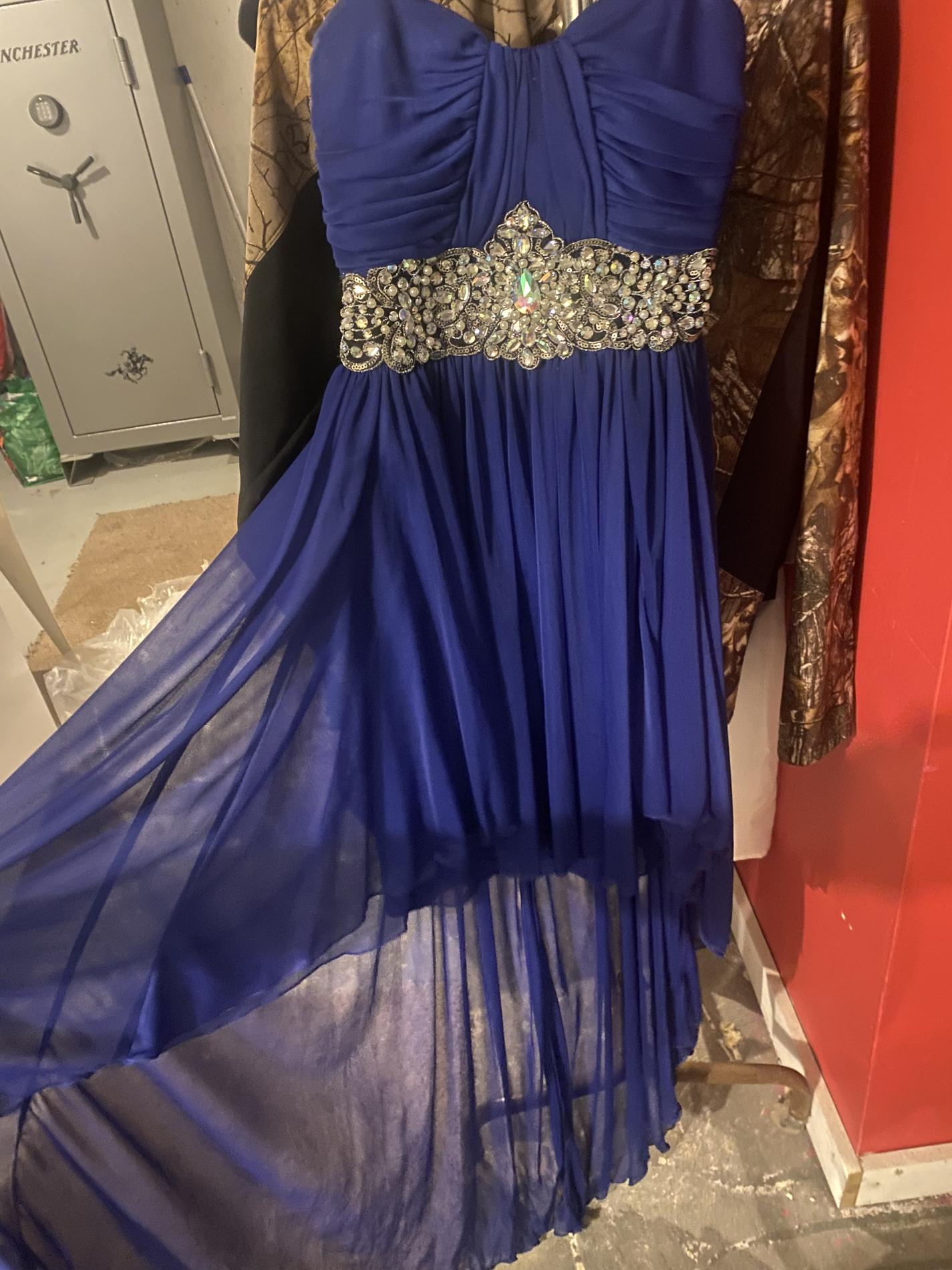 Size 6 Homecoming Sequined Royal Blue Dress With Train on Queenly