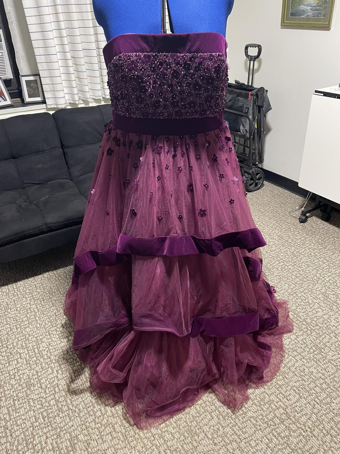 Mac Duggal Plus Size 20 Prom Strapless Purple Ball Gown on Queenly