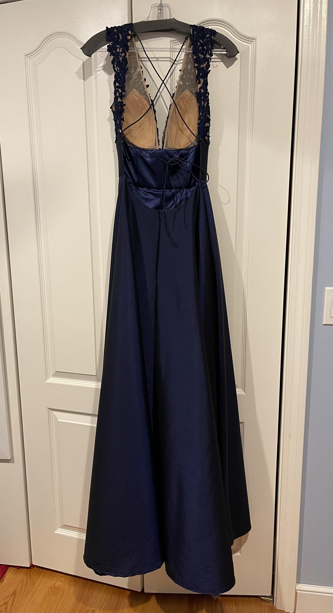 Size 4 Prom Lace Blue A-line Dress on Queenly