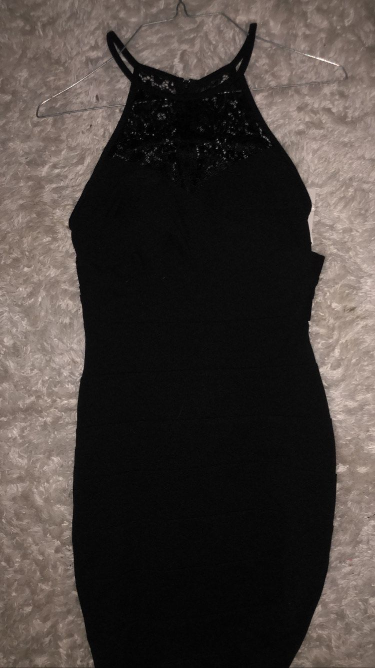 Size 0 Nightclub Lace Black Cocktail Dress on Queenly