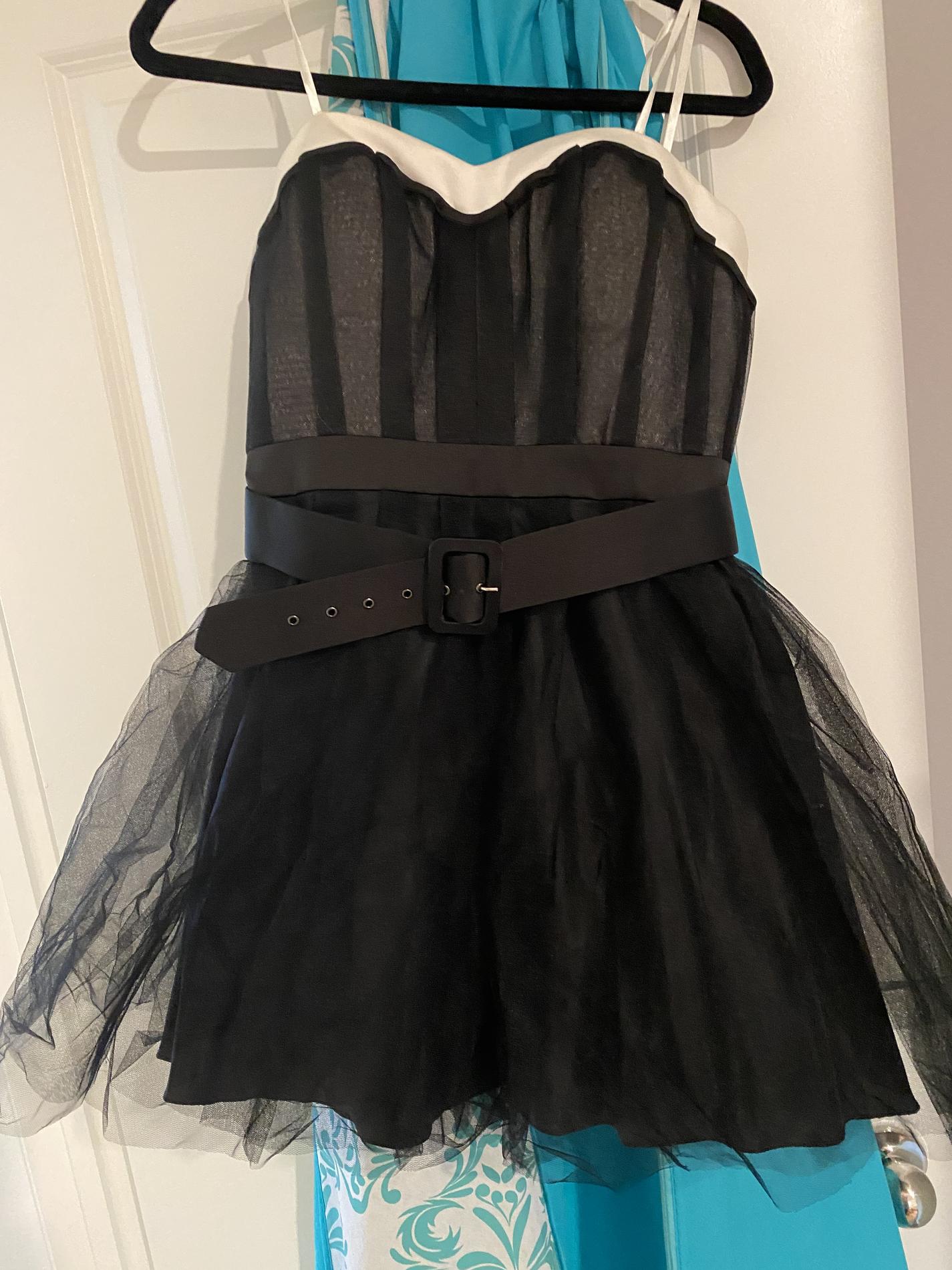 Jovani Size 10 Homecoming Black Cocktail Dress on Queenly