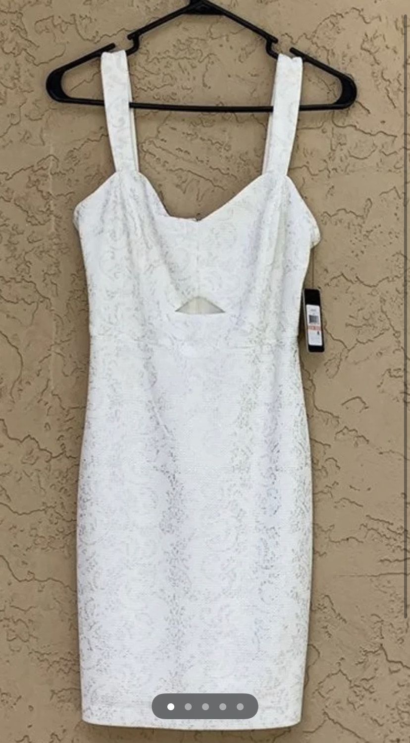 Guess Size 2 White Cocktail Dress on Queenly
