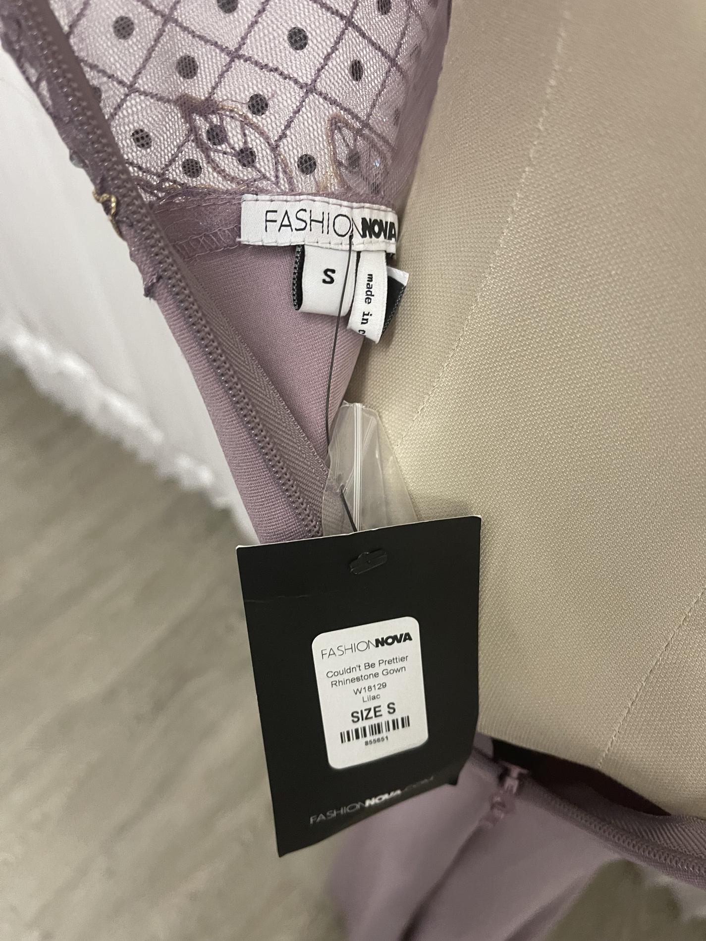Fashion Nova Size 6 Purple A-line Dress on Queenly