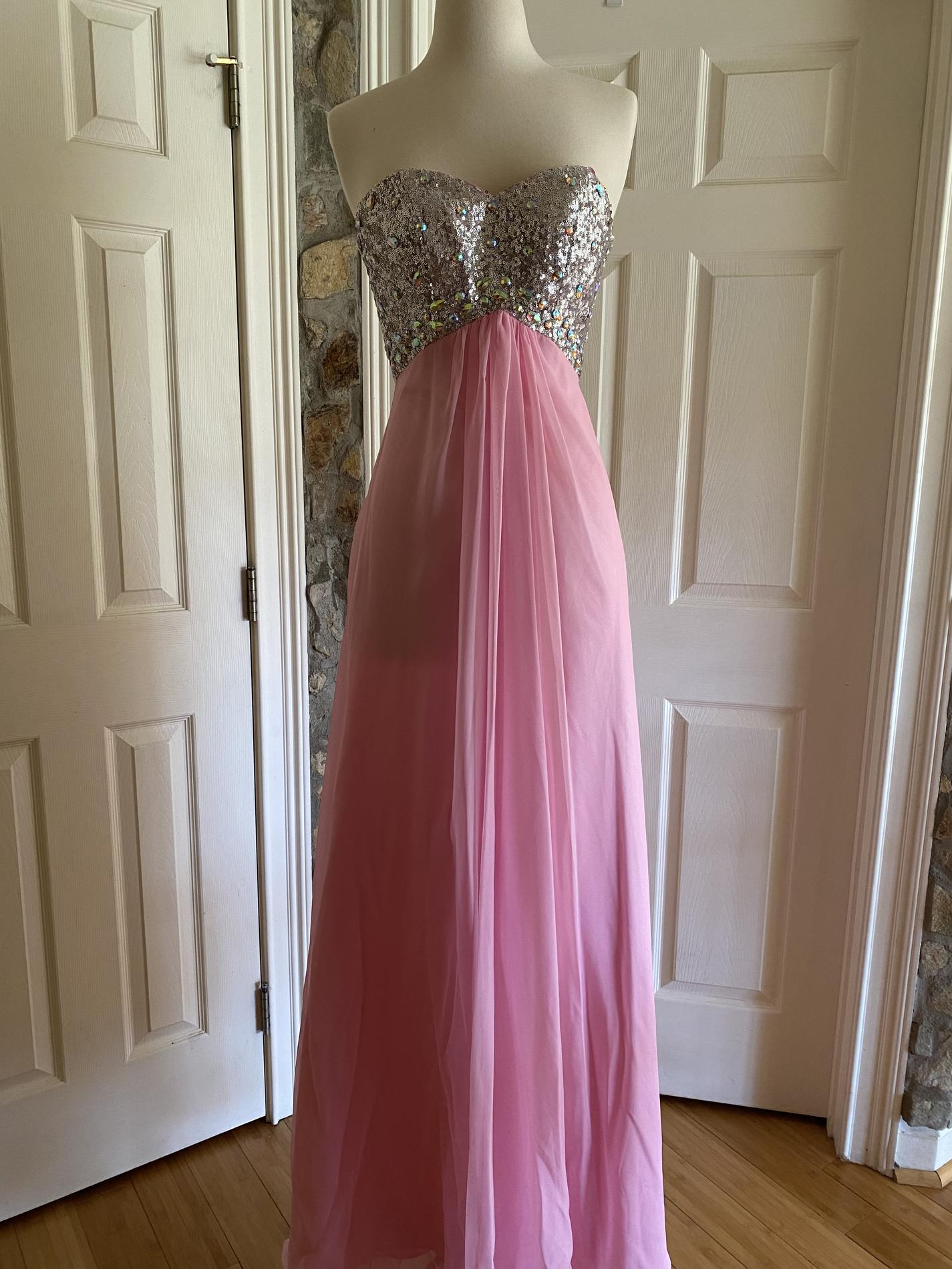 Size 0 Prom Light Pink Floor Length Maxi on Queenly