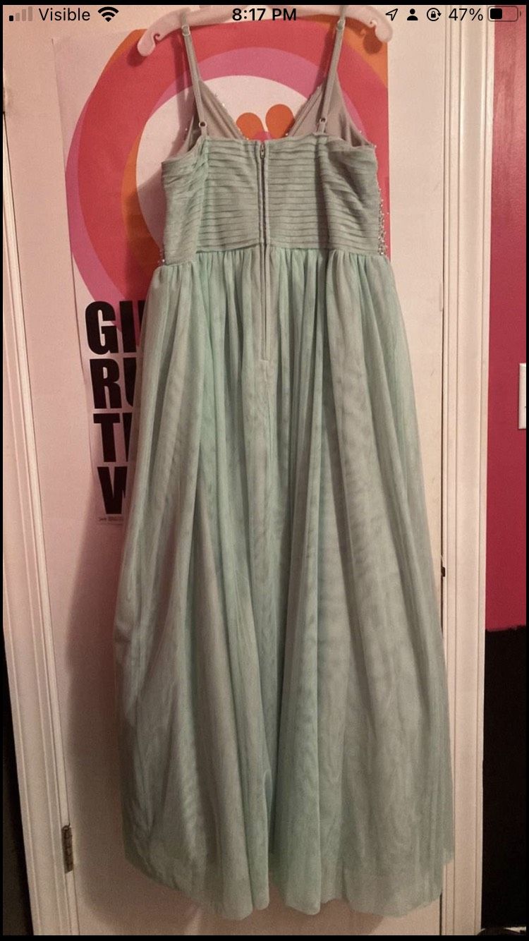 Plus Size 18 Prom Green A-line Dress on Queenly