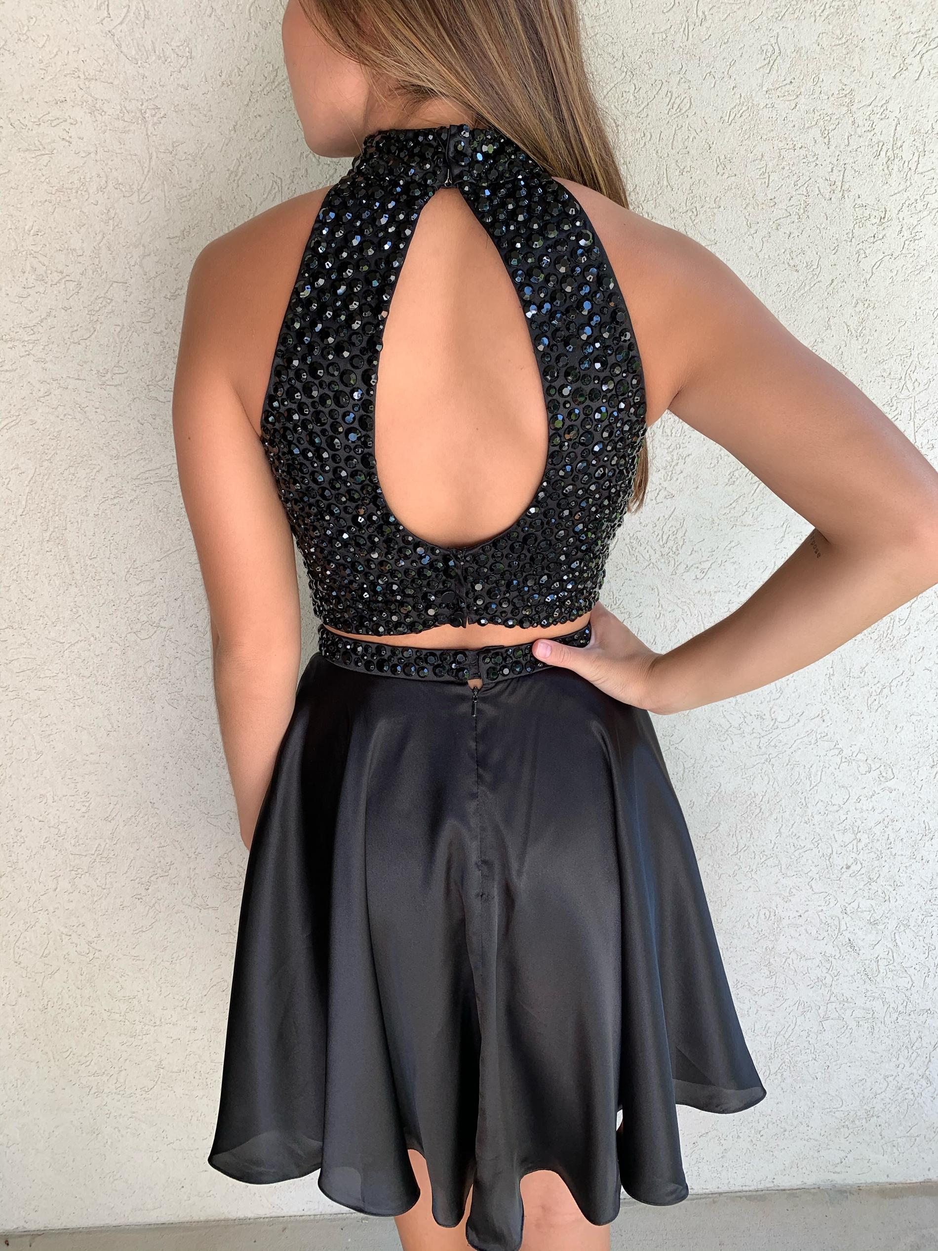 Sherri Hill Size 4 Homecoming High Neck Sequined Black Cocktail Dress on Queenly