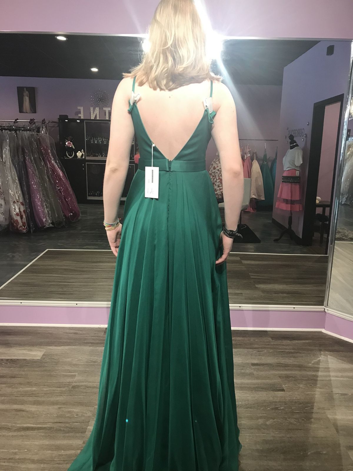 Jovani Size 6 Prom Emerald Green A-line Dress on Queenly