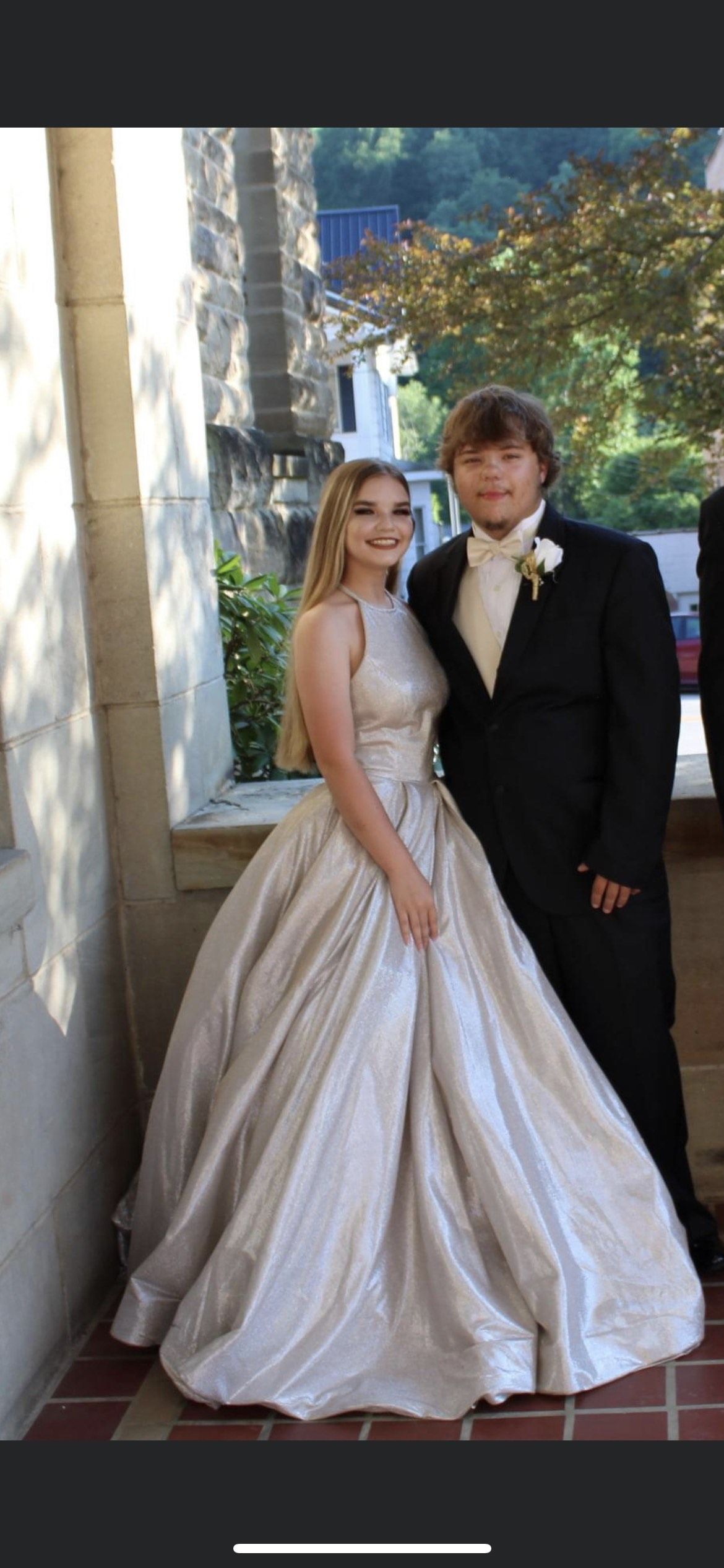 Sherri Hill Size 0 Prom Nude Ball Gown on Queenly