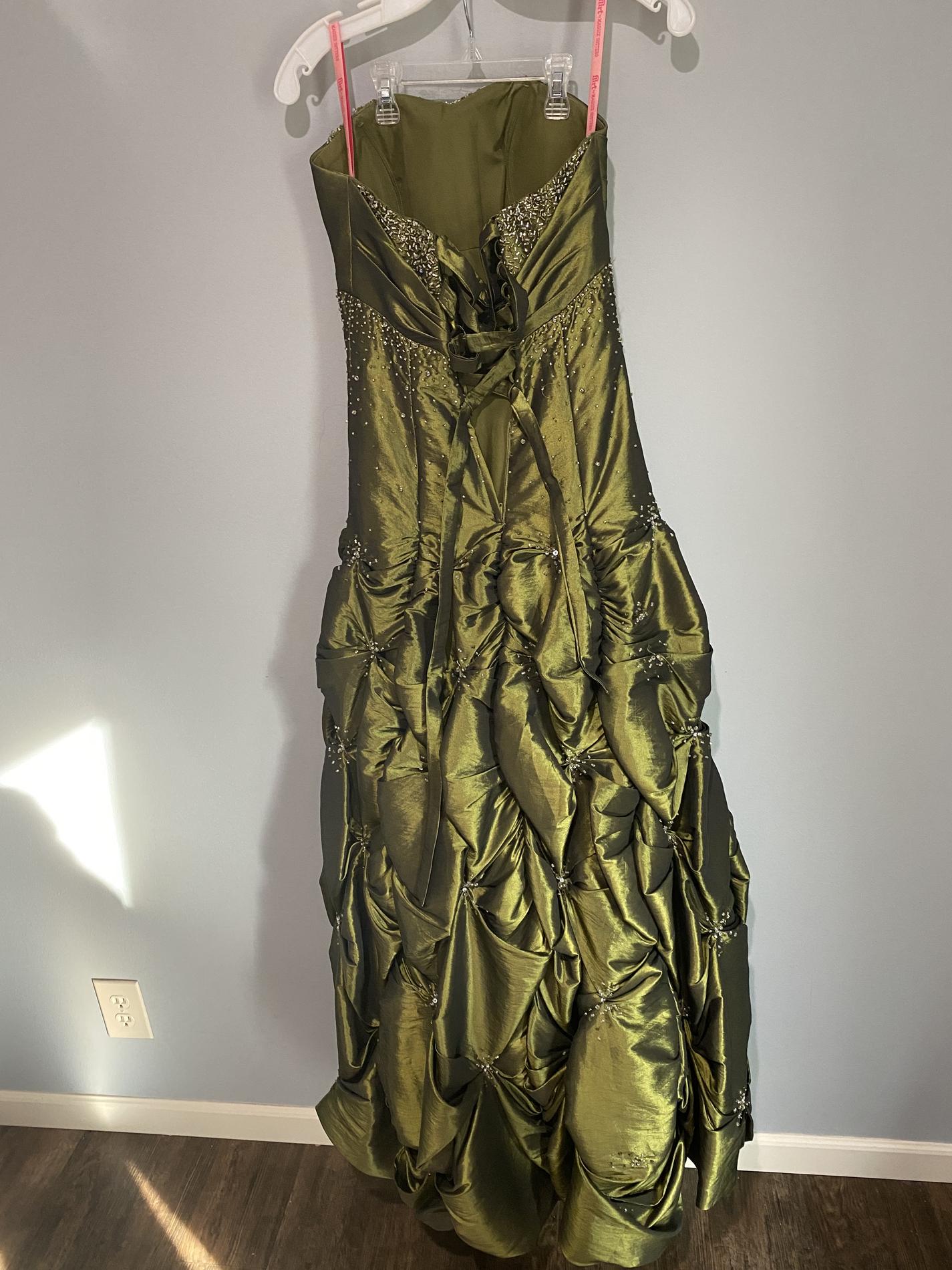 Size 2 Prom Strapless Green Floor Length Maxi on Queenly