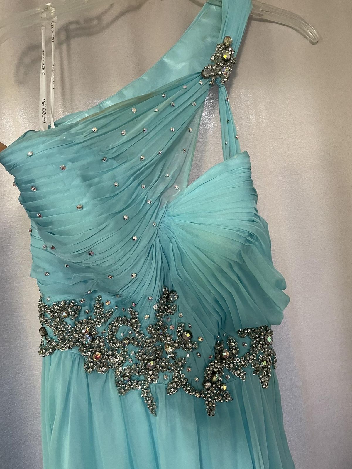 Sherri Hill Size 10 Prom One Shoulder Sequined Light Blue A-line Dress on Queenly