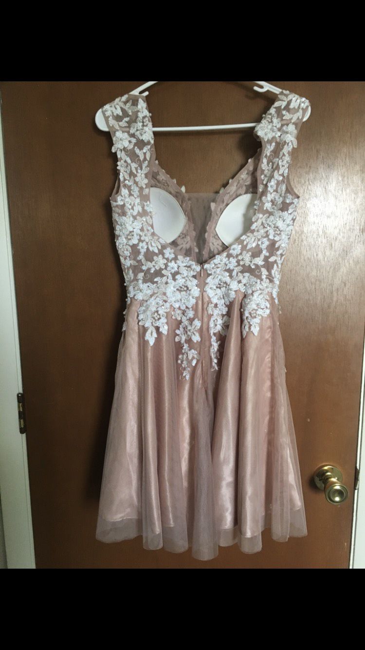 Size 0 Lace Pink A-line Dress on Queenly