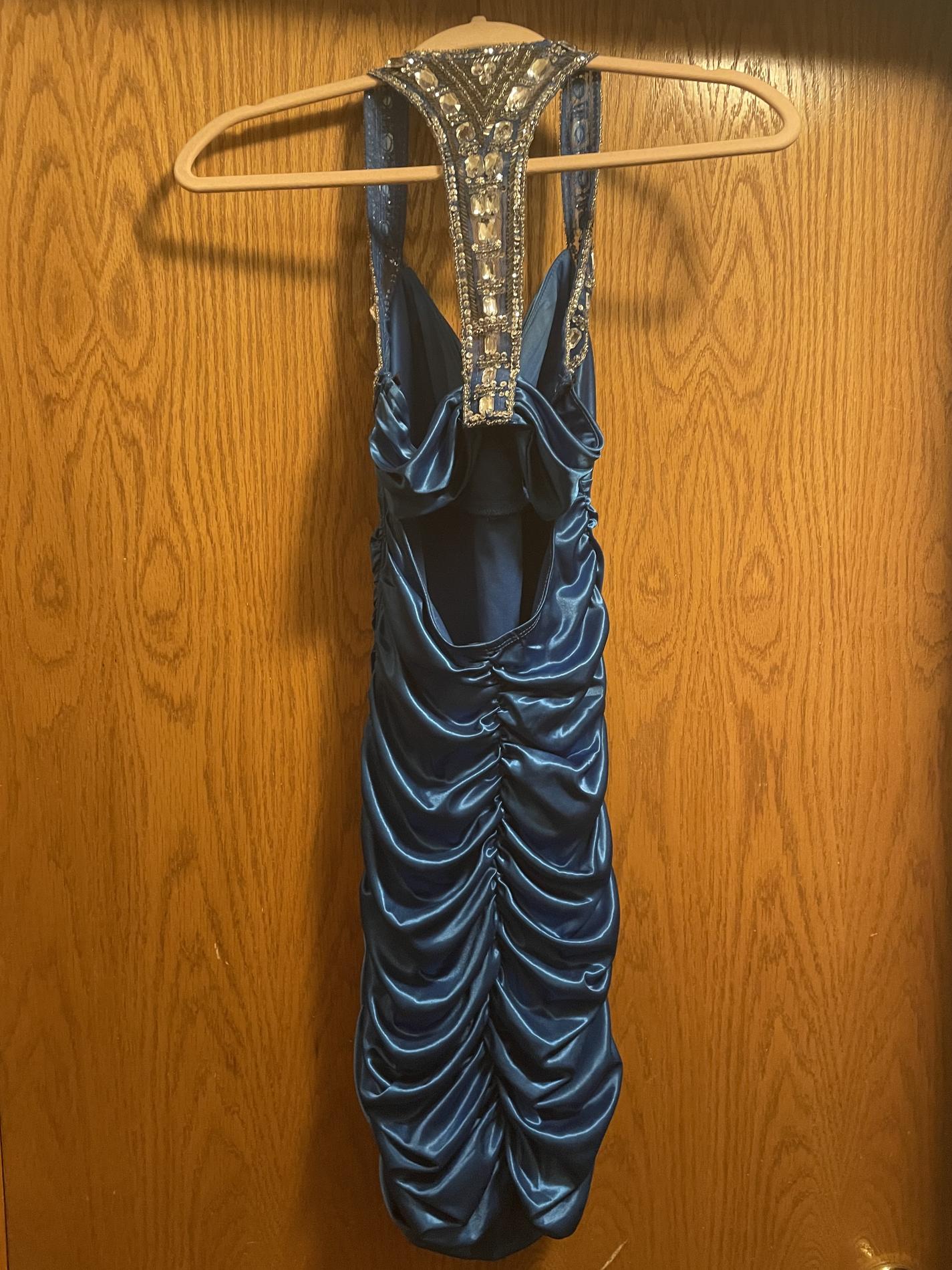Size 2 Homecoming Sequined Blue Cocktail Dress on Queenly