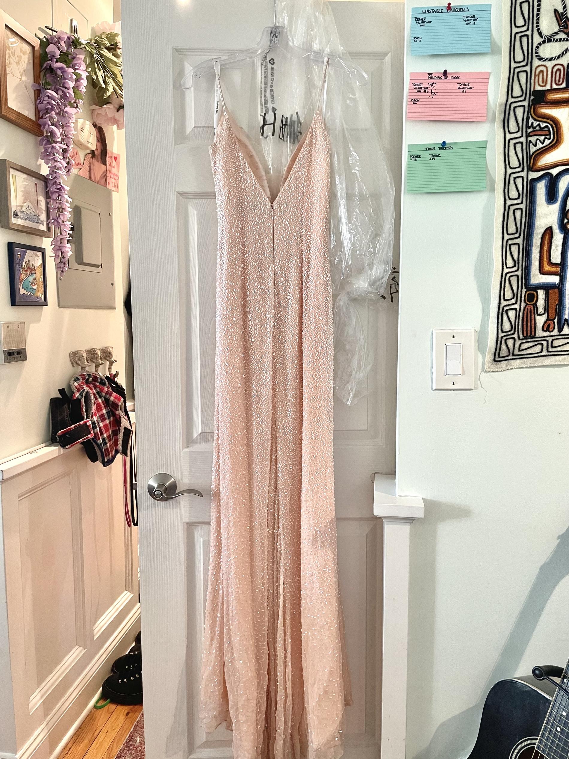 Sherri Hill Size 2 Prom Plunge Light Pink Ball Gown on Queenly